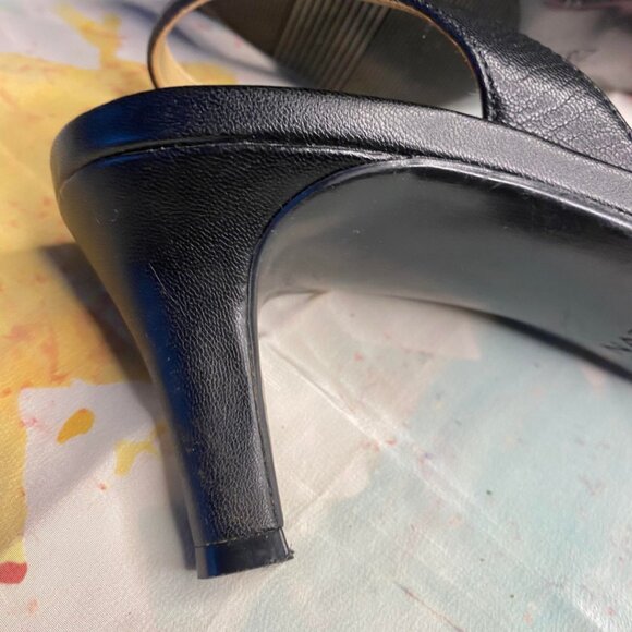 Naturalizer ‘Taimi’ strappy mid-heel slingback sandals - Picture 7 of 8